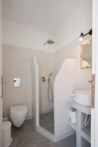 Standard Twin room with balcony