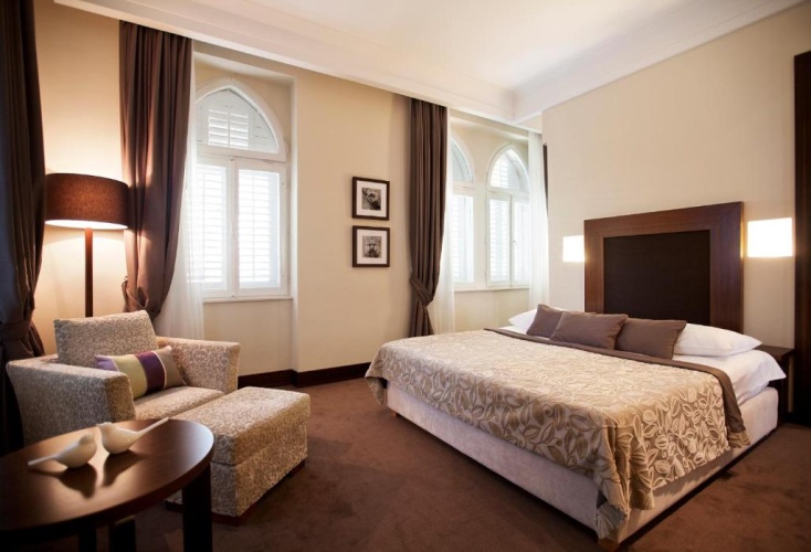 Standard Double room with view