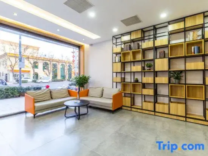 Junyi Chain Hotel (Anxin Hot Spring Garden)