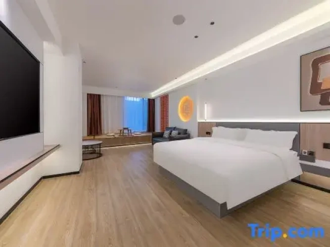 Luxury Suite