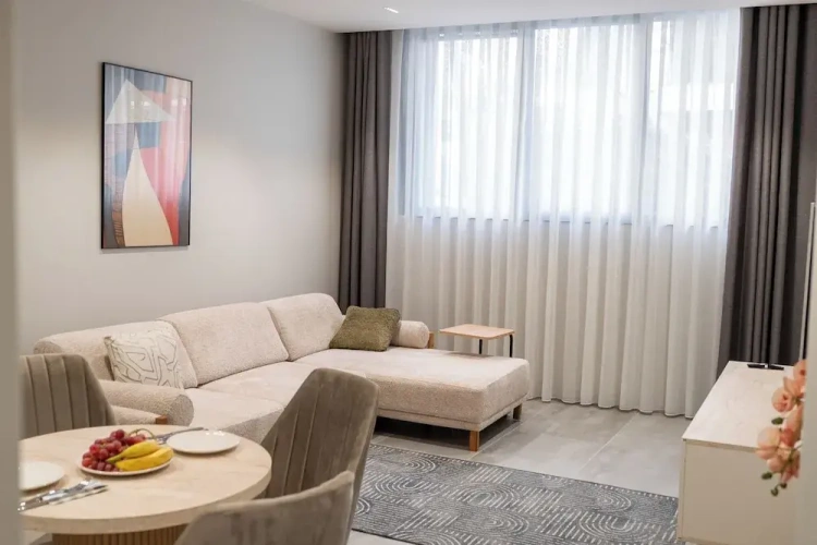 Standard Suite