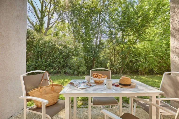 1 Bedroom Attic Apartment with balcony