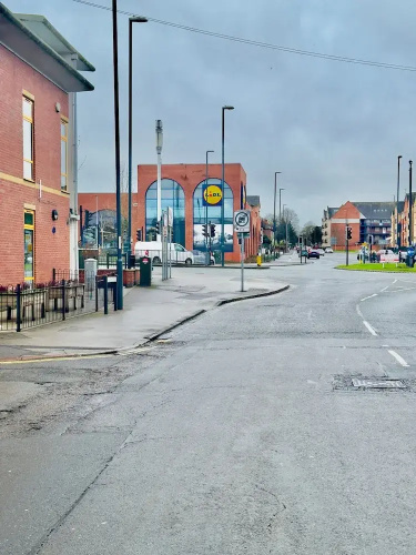 Derby Spacious Room Studio in City Centre