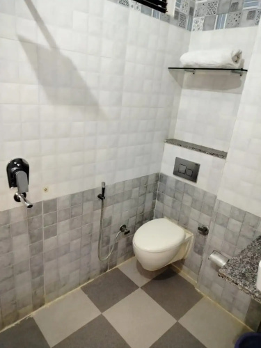 Hotel White House Residency By GRB