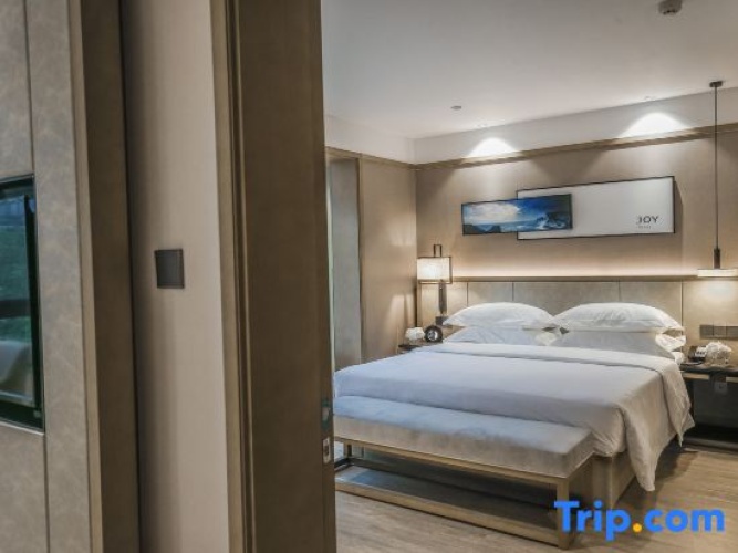 Deluxe Double Suite