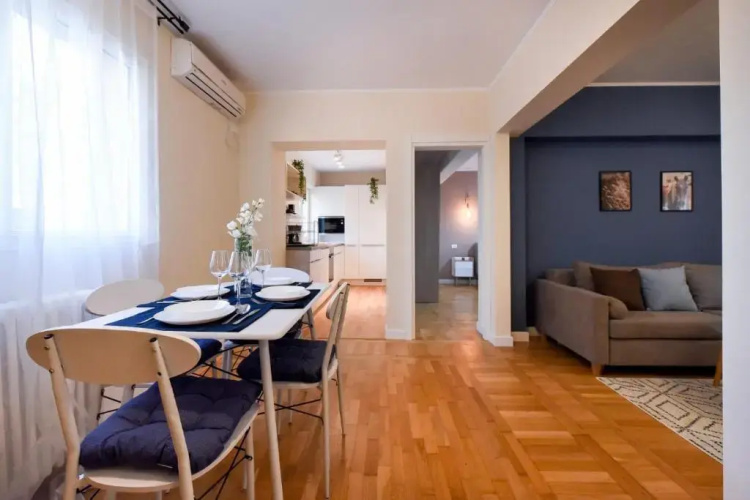 THE DREAM Apartment - Near Radisson Hotel