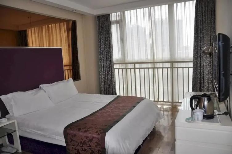 Rafael Hotel