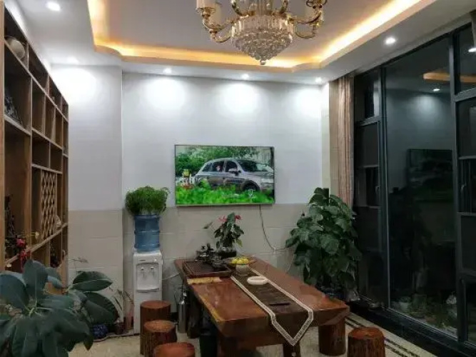 Fuxian Lake Dingyi Inn