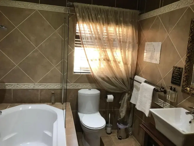 Luxury Suite