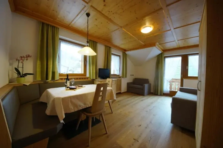 Apartment with balcony