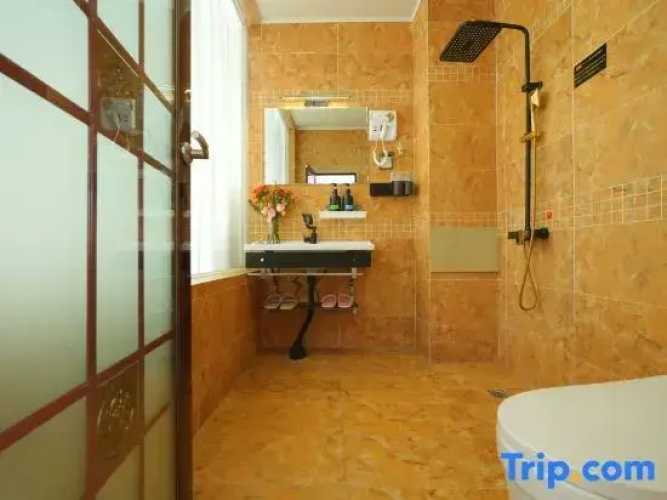 166 Hotel (Lijiang Ancient City)