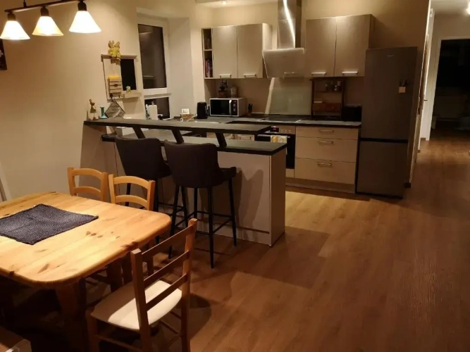 3 Bedrooms Apartment