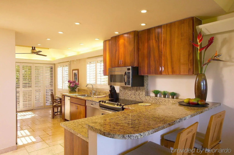 Puunoa  - CoralTree Residence Collection