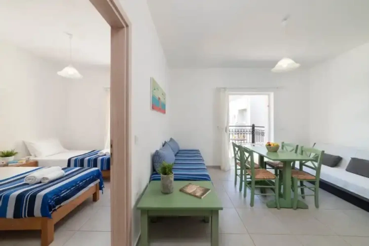 Standard room with pool view