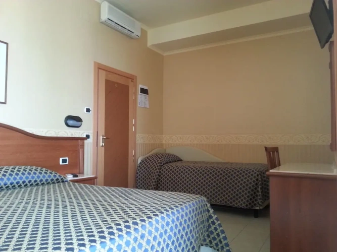 Standard Quadruple room with balcony