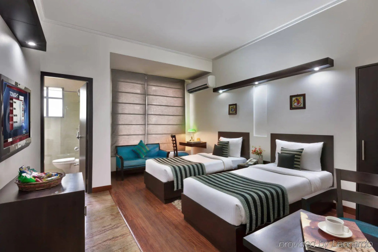 Regale Inn
