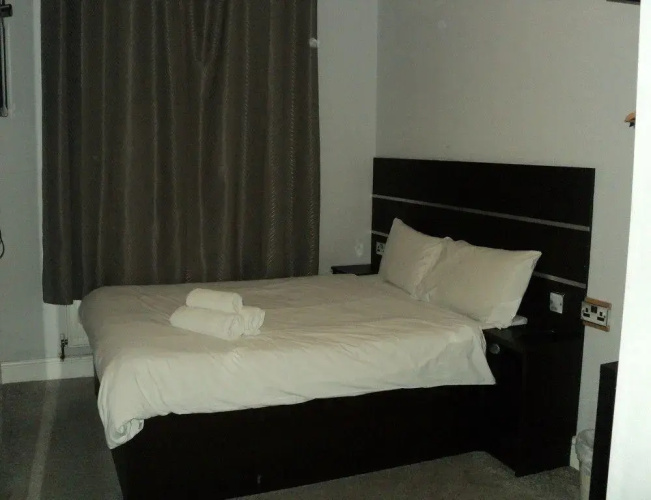 New Globe Hotel