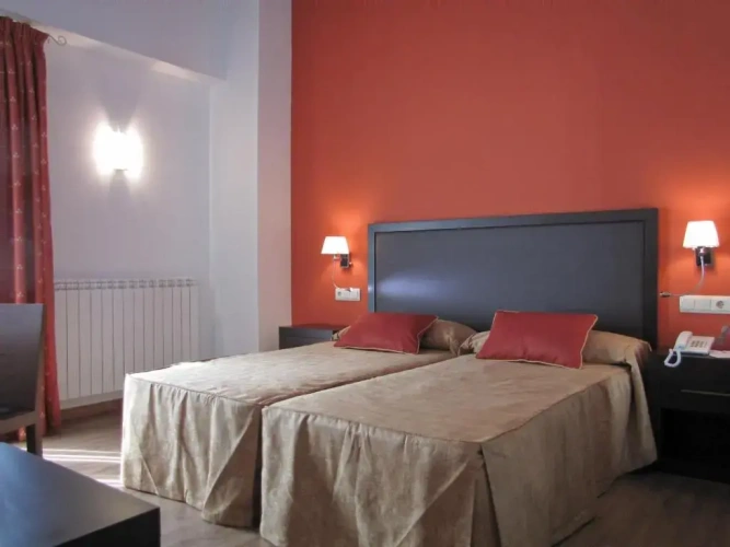 Standard Triple room with mountain view