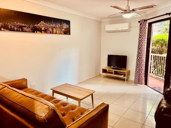 1 Bedroom Apartment with balcony and with view