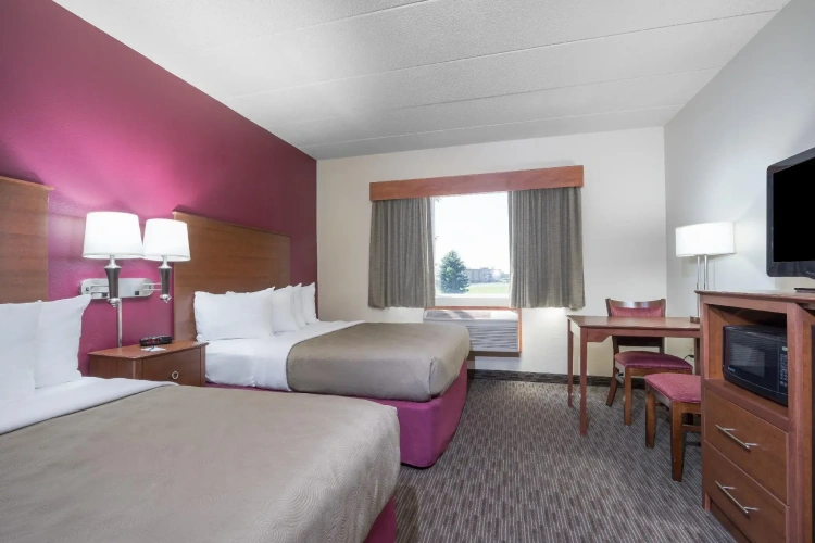 Standard Quadruple room