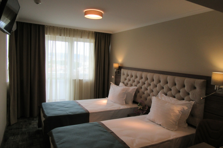 Hotel Cherno More