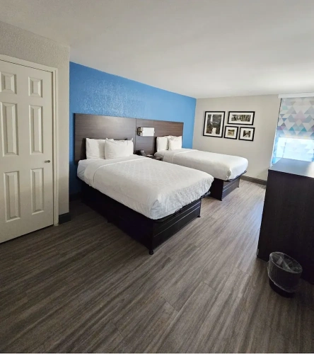 Deluxe Quadruple room