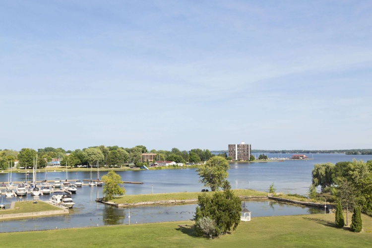 Ramada By Wyndham Belleville Harbourview Conference Centre photo 16