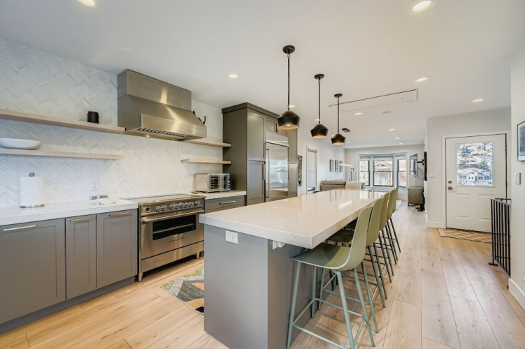 Pet Friendly! Elevation 25 2 Bedroom Home