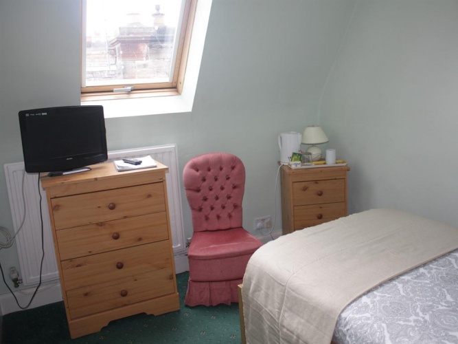 Standard Single room