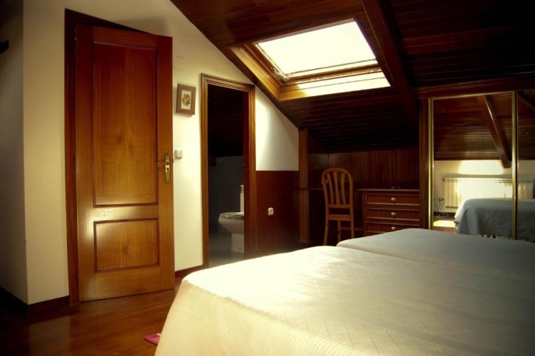 Standard Twin room with view