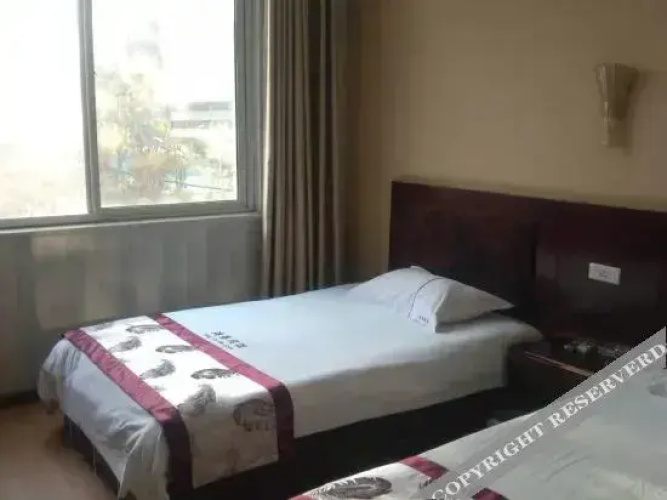 Yuanbai Hongtai Express Hotel