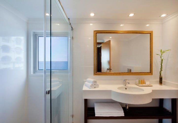 Deluxe Double room with balcony and with sea view