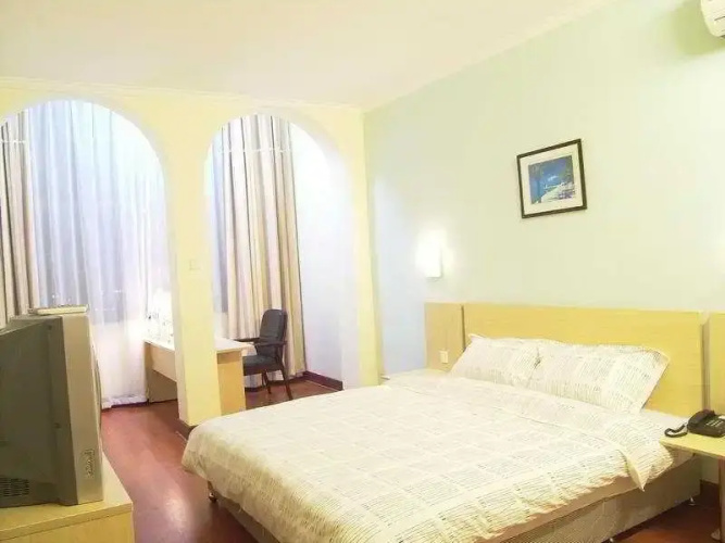 Shanghai Guangxi Hotel