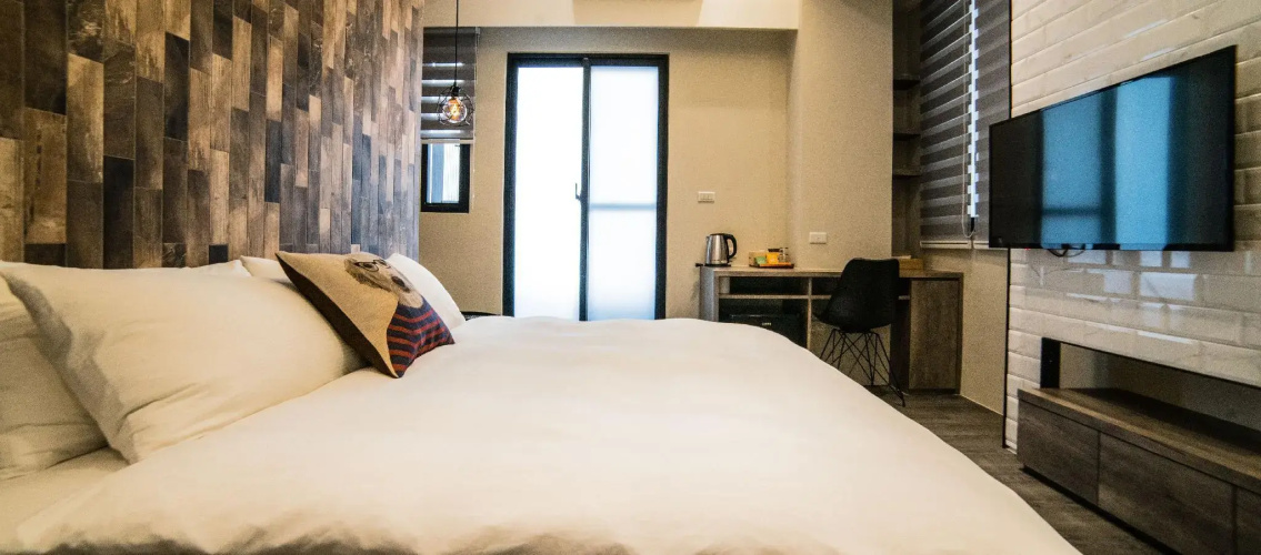 morn forest apartment