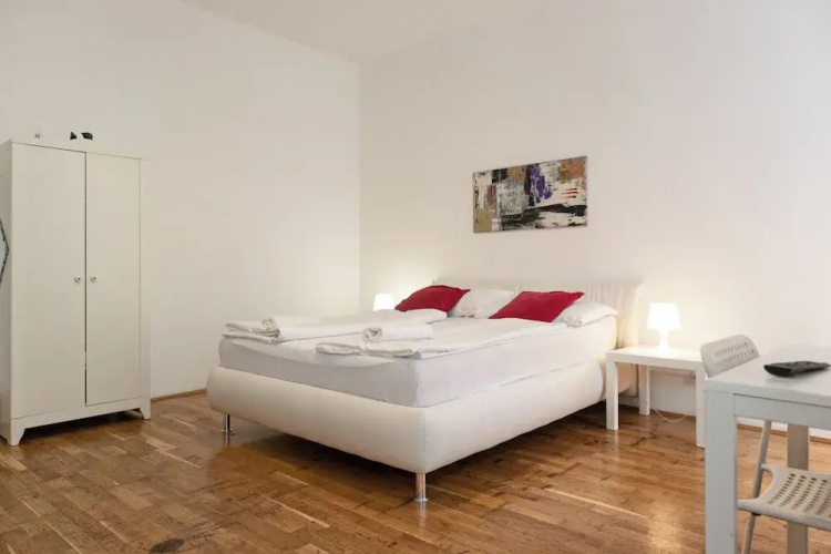 Affordable 3BR Apt Belvedere Vicinity