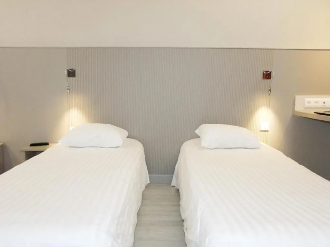 Brit Hotel Lille Centre