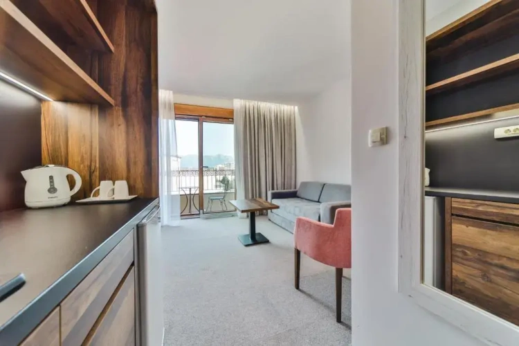 1 Bedroom Double Suite