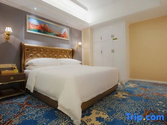 Superior Double Suite