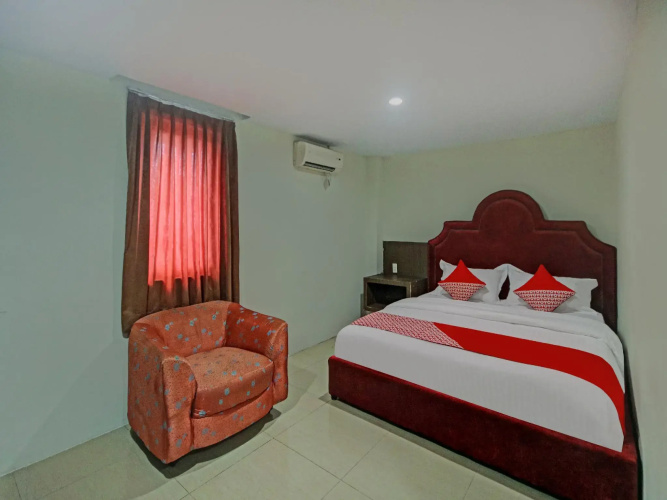 OYO 2574 Z Suites Hotel
