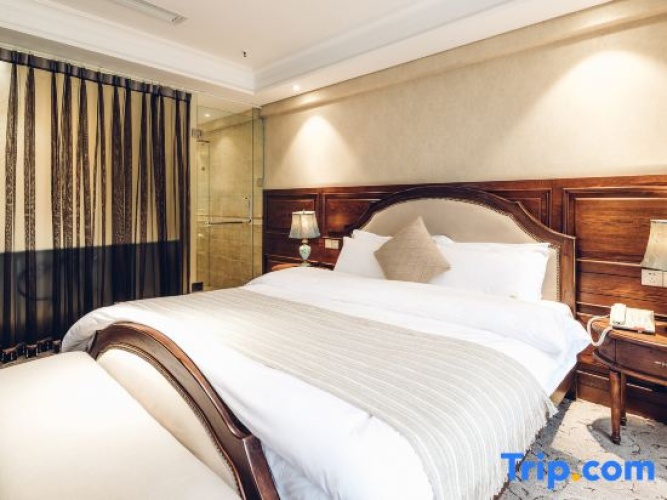 Classic Double Suite