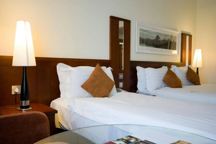 Shearwater Hotel & Spa
