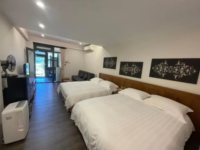 Standard Double room with balcony and with mountain view