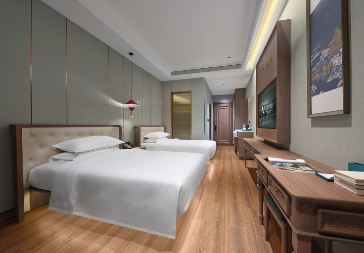 CloudView Hotel