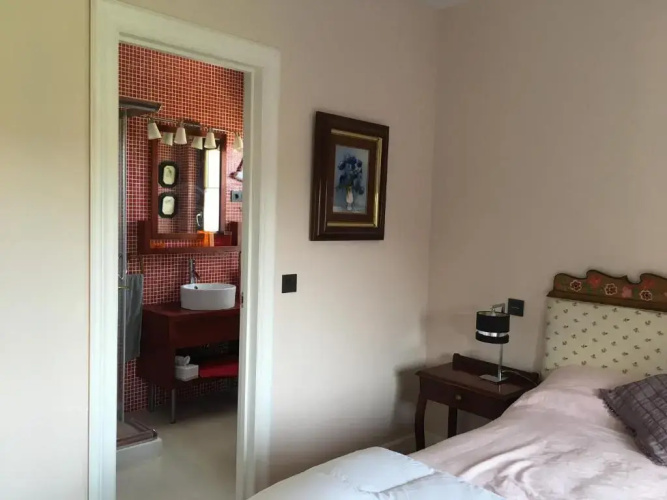 La Casa en el Camino