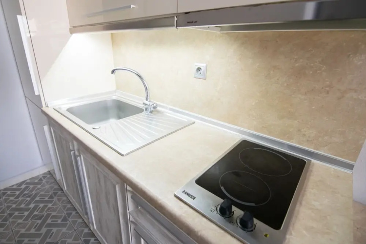 Avra Comfort Rooms