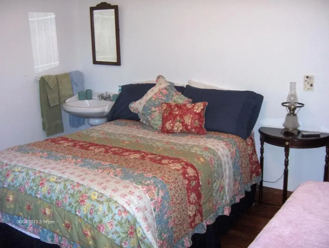 Antique Rose Inn Windham