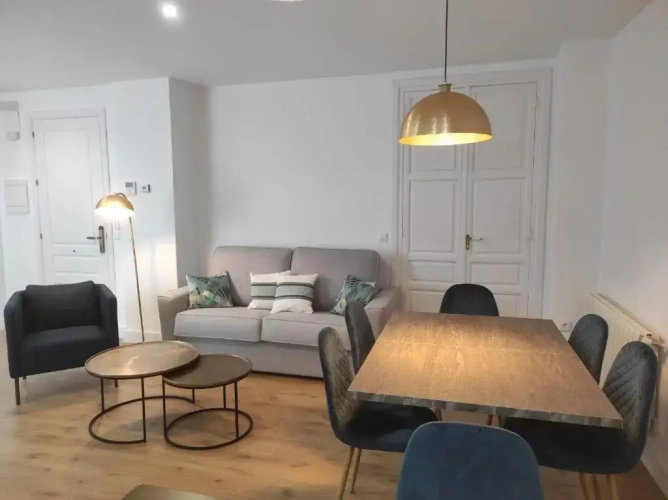 Double Family Apartment with courtyard view
