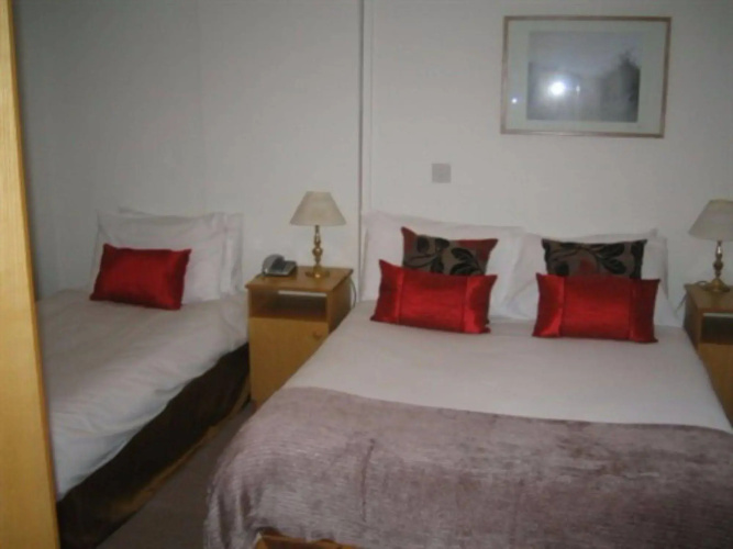 Dobbins Inn