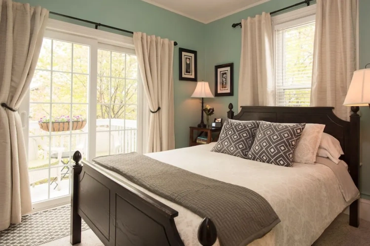 Standard room with balcony