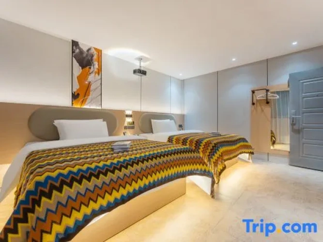 1 Bedroom Double Suite